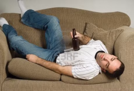 Vo bo di 30 Tet vi khong chiu noi nguoi chong mai me nhau nhet tat nien - Anh 1