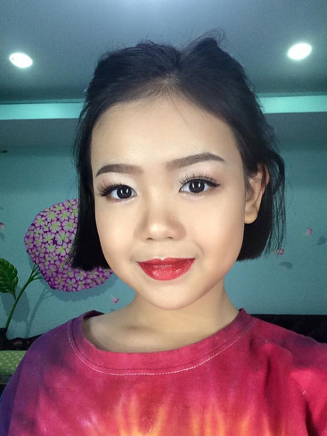 Bé gái 10X từng khiến MXH Việt sốt vì clip dạy make up nay đã xinh đẹp thế này đây - Ảnh 6 Be gai 10X tung khien MXH Viet sot vi clip day make up nay da xinh dep the nay day - Anh 6
