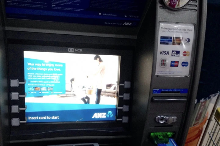 Tự nhiên mất tiền từ ATM: ACB cam kết quyền lợi khách hàng