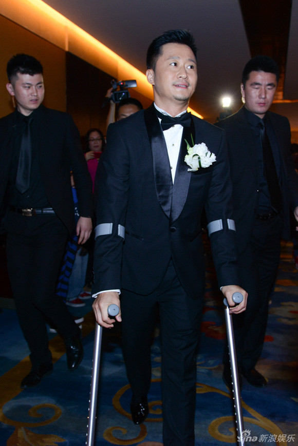 Ngôi sao võ thuật Ngô Kinh bị đồn ly hôn vì vũ phu ảnh 2 ngoi sao vo thuat ngo kinh bi don ly hon vi vu phu - 3