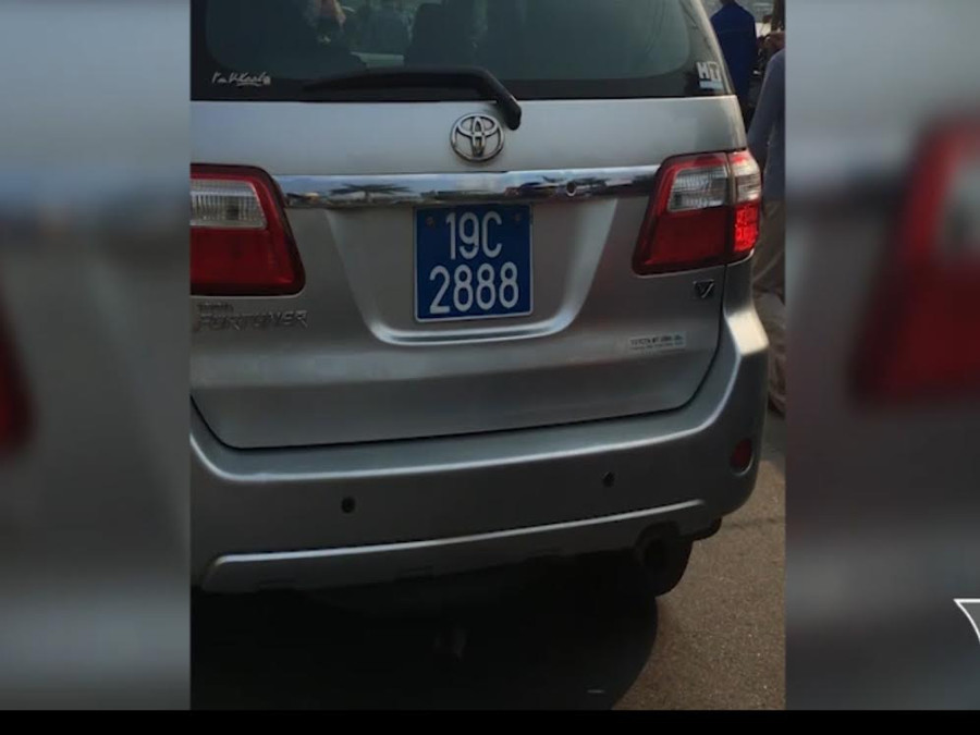 xe công, xe biển xanh, đi lễ chùa xe công, xe biển xanh, đi lễ chùa