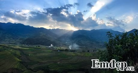 Chang can di dau xa, Tay Bac mua nay dep lam! - Anh 3