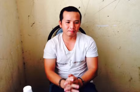 Di doc mien Trung thu hoi tang vat vu trom 100 cay vang - Anh 1