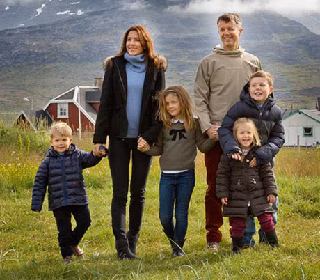 Soi cach day con cua cac gia dinh Hoang gia tren the gioi - Anh 11