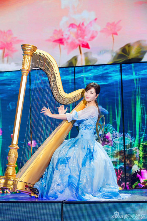 Sang năm mới, Từ Hy Viên khoe có bầu quý tử ảnh 5 sang nam moi, tu hy vien khoe co bau quy tu - 5