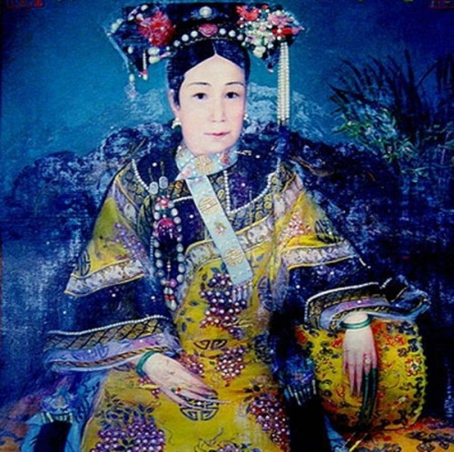 Bữa tiệc tết “khủng khiếp” giá ngàn vàng của Từ Hy Thái Hậu ảnh 1 Chân dung Từ Hy Thái Hậu