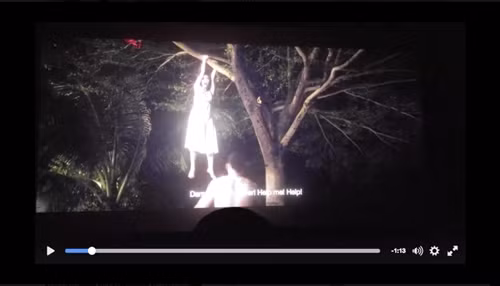 Vừa ra mắt, phim “Gái già lắm chiêu” đã bị quay lén ảnh 1 Vừa ra mắt, phim “Gái già lắm chiêu” đã bị quay lén ảnh 1