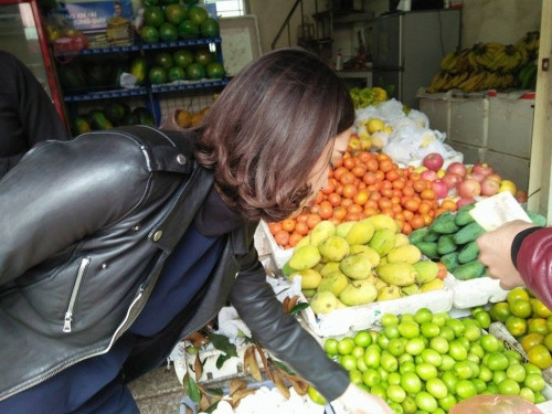 Theo chân nữ doanh nhân xinh đẹp đi mua vàng ngày Vía Thần Tài - Ảnh 2 Theo chân nữ doanh nhân xinh đẹp đi mua vàng ngày Vía Thần Tài - Ảnh 2