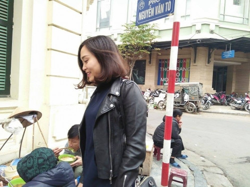 Theo chân nữ doanh nhân xinh đẹp đi mua vàng ngày Vía Thần Tài - Ảnh 1 Theo chân nữ doanh nhân xinh đẹp đi mua vàng ngày Vía Thần Tài - Ảnh 1