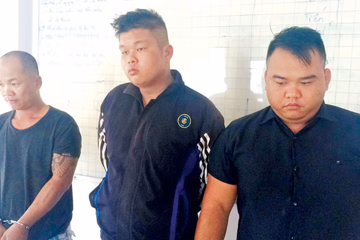 Các đối tượng liên quan vụ đâm chết người thuê chúng đòi nợ.
