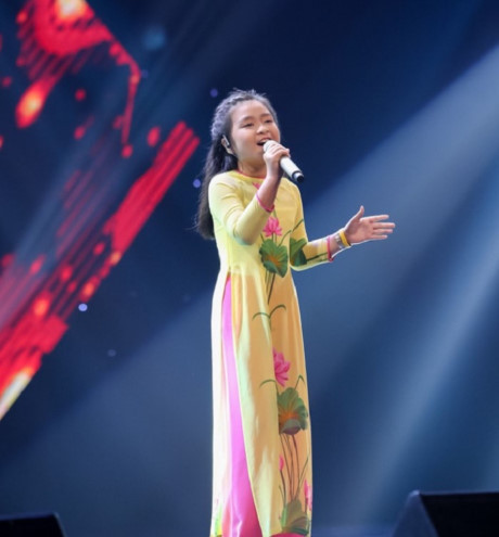 Ai sẽ đăng quang quán quân Giọng hát Việt nhí 2016? - Ảnh 3 Ai se dang quang quan quan Giong hat Viet nhi 2016? - Anh 3