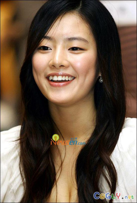 Nữ diễn viên Hàn Quốc đổi đời nhờ phẫu thuật giống Phạm Băng Băng - Ảnh 4 Nu dien vien Han Quoc doi doi nho phau thuat giong Pham Bang Bang - Anh 4