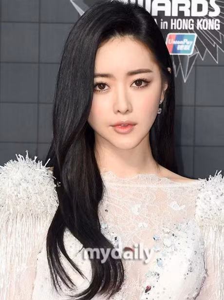 Nu dien vien Han Quoc doi doi nho phau thuat giong Pham Bang Bang - Anh 7