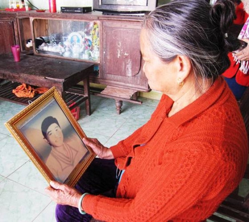 Hải chiến Gạc Ma: Mâm cơm 64 cái bát, đôi đũa quay mặt về hướng Đông - Ảnh 3 Hải chiến Gạc Ma: Mâm cơm 64 cái bát, đôi đũa quay mặt về hướng Đông - Ảnh 3