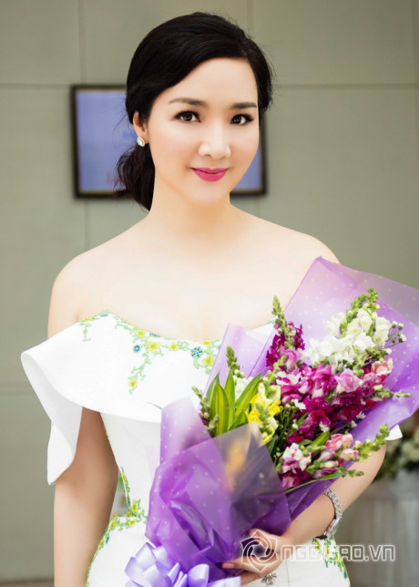 Điểm danh những hoa hậu giàu nhất Việt Nam - Ảnh 7 Diem danh nhung hoa hau giau nhat Viet Nam - Anh 7