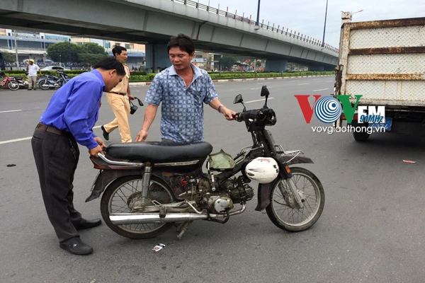 Nguyên nhân vụ tai nạn là do một trong hai phương tiện cố tình vượt đèn đỏ