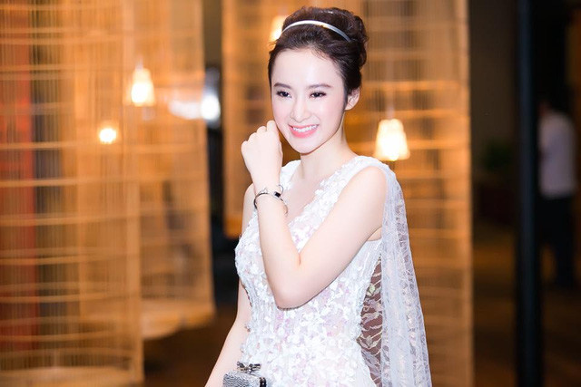 Mặc kiểu này, Angela Phương Trinh sexy gấp nhiều lần khoe da thịt ảnh 6 Mặc kiểu này, Angela Phương Trinh sexy gấp nhiều lần khoe da thịt ảnh 6