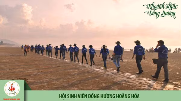 Khoảnh khắc đẹp của những sinh viên tình nguyện xứ Thanh