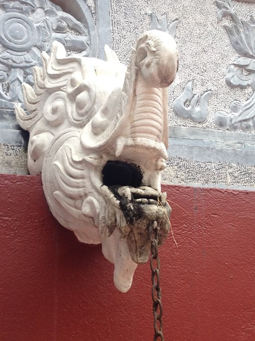 Bất ngờ với “kiến trúc lạ” ở di tích chùa Hương ảnh 3