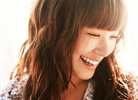 Tiếng cười cũng lắm rủi ro ảnh 1 Tiếng cười cũng lắm rủi ro