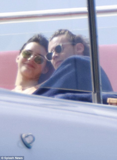 Harry Styles - Kendall Jenner Harry Styles - Kendall Jenner