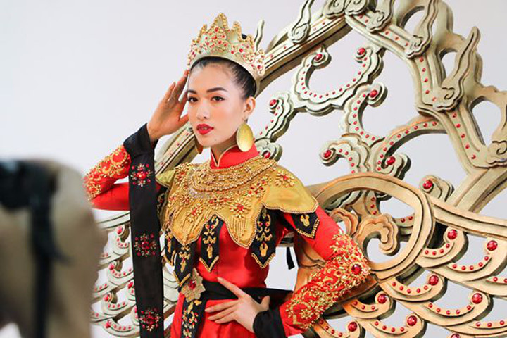 Tiết lộ 5 bộ quốc phục dự thi Miss Universe 2016 của đại diện Việt Nam