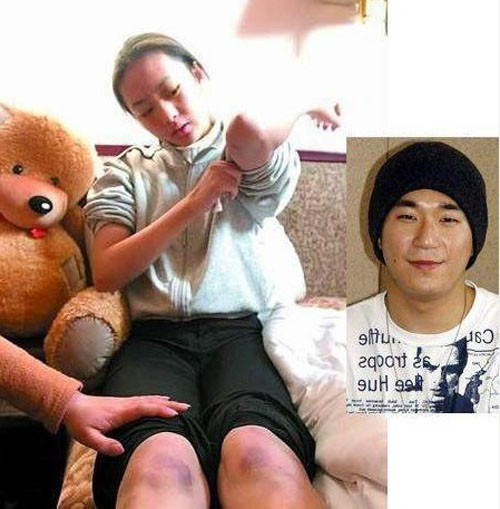 Trương Mặc là cậu con trai nổi tiếng “hư hỏng” của Trương Quốc Lập. Không chỉ cặp kè nhiều cô gái mà Trương Mặc còn có khá nhiều vết đen từ hút ma túy tới việc hành hung bạn gái Đồng Dao (nữ diễn viên được mệnh danh bản sao của Chương Tử Di). Mới đây cậu đã cặp kè với nữ diễn viên Ngưu Manh Manh. Những