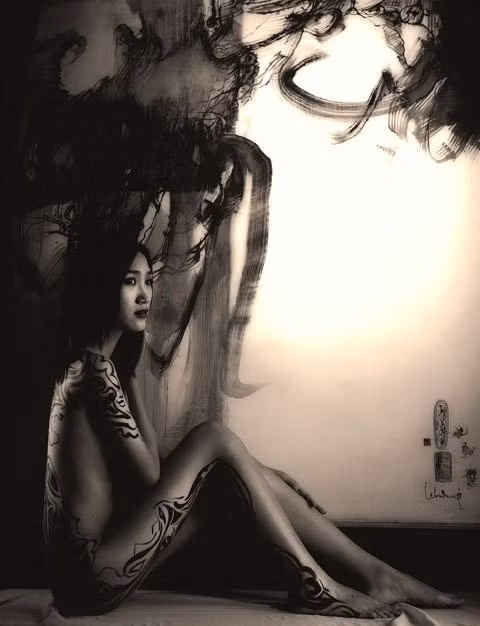 Từng có nhiều lời mời chụp ảnh nude, vẽ body pianting với thù lao cao nhưng Thy Na đều không nhận.