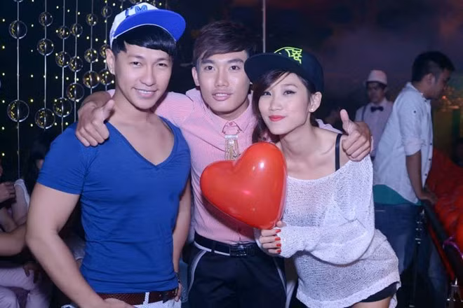 Hình ảnh đời thường giản dị của cô.