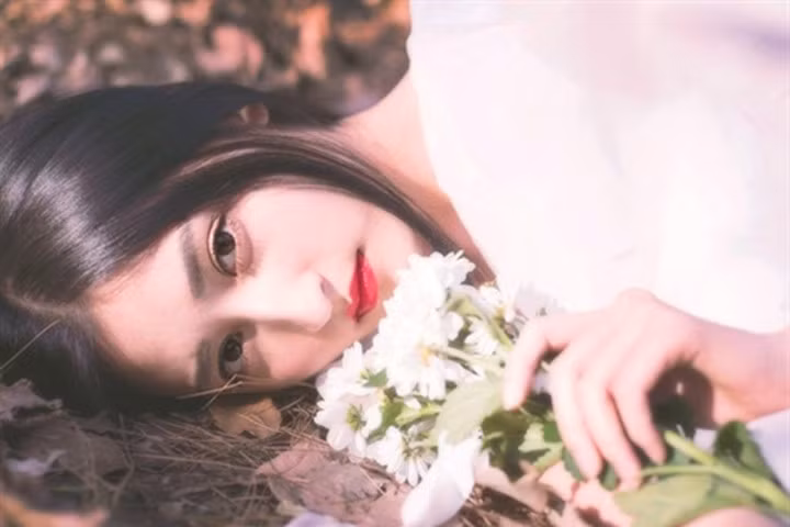 Có những người, dù đã rất xa nhưng tim ta vẫn không thể nào quên được