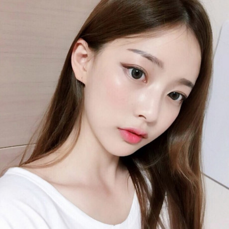 7 loại mỹ phẩm bạn gái không thể thiếu trong mùa đông - Ảnh 2 7 loai my pham ban gai khong the thieu trong mua dong - Anh 2