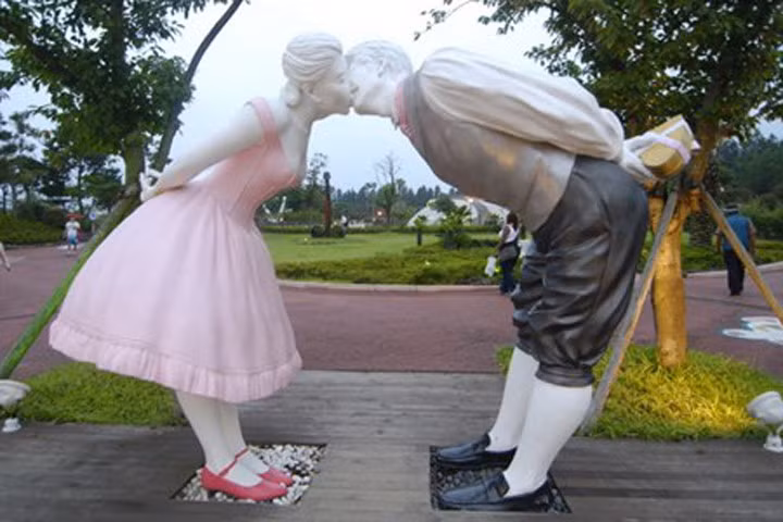 Đỏ mặt với công viên chứa toàn cảnh giường chiếu