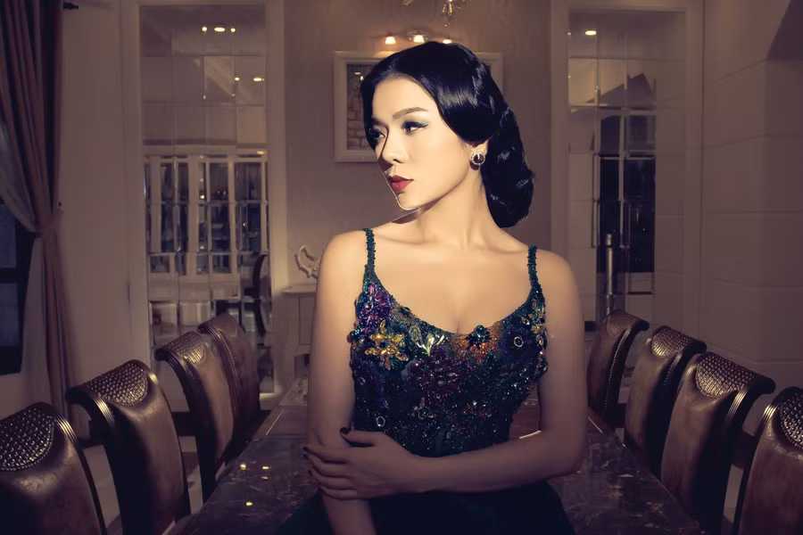 Ca sĩ Lệ Quyên: Làm nghệ thuật rất dễ bị cám dỗ và nảy sinh chuyện "ong bướm"