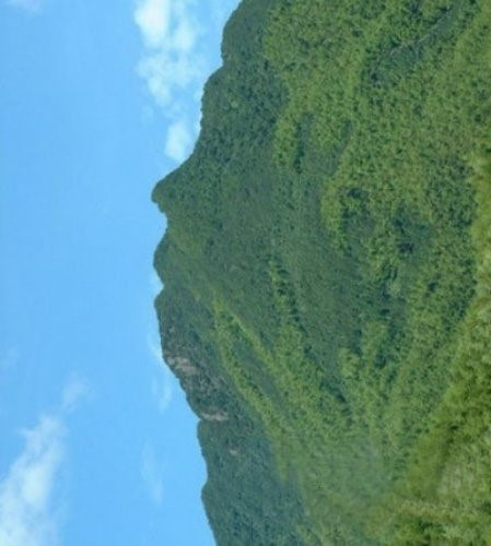 Kỳ bí núi đá hình đầu người khổng lồ có đủ tai mắt mũi miệng - Ảnh 4 Ky bi nui da hinh dau nguoi khong lo co du tai mat mui mieng - Anh 4
