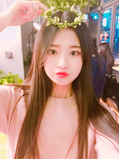 Truot van thoi cung xinh, co ban Han Quoc thu hut ca trieu luot xem - Anh 14