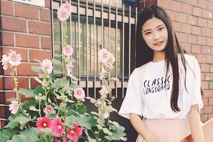 Trượt ván thôi cũng xinh, cô bạn Hàn Quốc thu hút cả triệu lượt xem