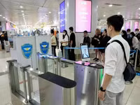 Sân bay Nội Bài triển khai kiosk sinh trắc học mới