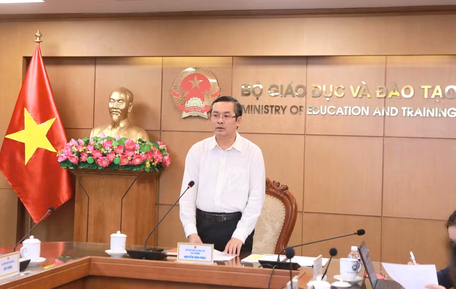 Thứ trưởng Nguyễn Văn Phúc phát biểu khai mạc hội nghị. Ảnh: Đình Tuệ.