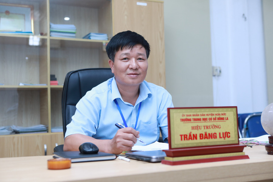 Theo ông Trần Đăng Lực, tính đến chiều 7/7, nhà trường đã tiếp nhận hơn 253 hồ sơ đăng ký tuyển sinh trực tuyến thành công. Ảnh: Đình Tuệ. 2-3189.jpg