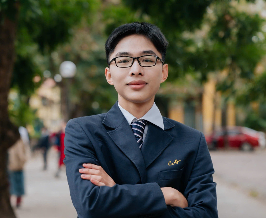 Vũ Đức Đam - học sinh lớp 12 Anh Trường THPT Chuyên Chu Văn An, Hà Nội đạt tổng điểm 29 khối D01. Ảnh: NTCC. dam-5538.jpg