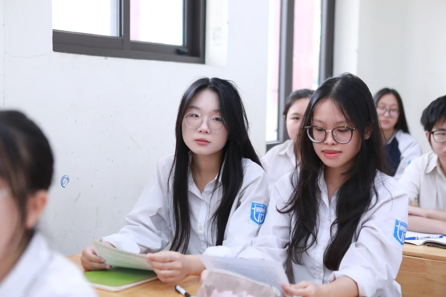 Các thí sinh chỉ còn hơn tháng nữa sẽ chính thức bước vào Kỳ thi tốt nghiệp THPT 2025. 