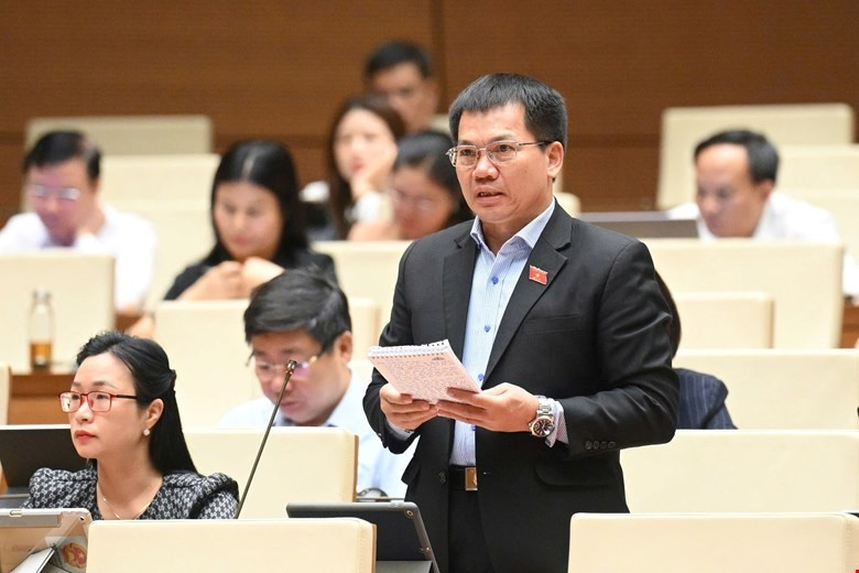 Các đại biểu tham gia phiên chất vấn và trả lời chất vấn sáng 20/6 tại hội trường. (Ảnh: Cổng TTĐT Quốc hội) chat-van-3.jpg