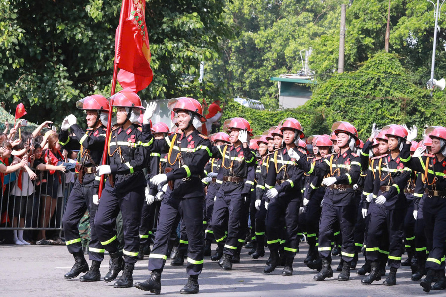 Khối các chiến sĩ Cảnh sát PCCC&CNCH. an-3.jpg