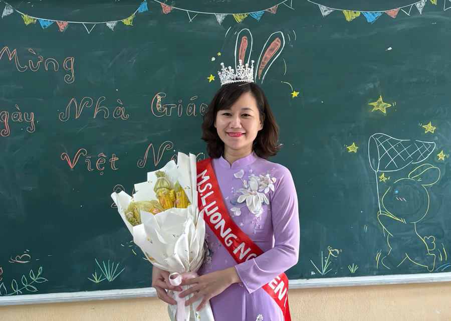 Năm 2024, cô Nguyễn Thị Lương có học trò là em Trần Ngọc Đan Thanh đạt 10 điểm Ngữ văn tốt nghiệp THPT. co-luong-2.jpg