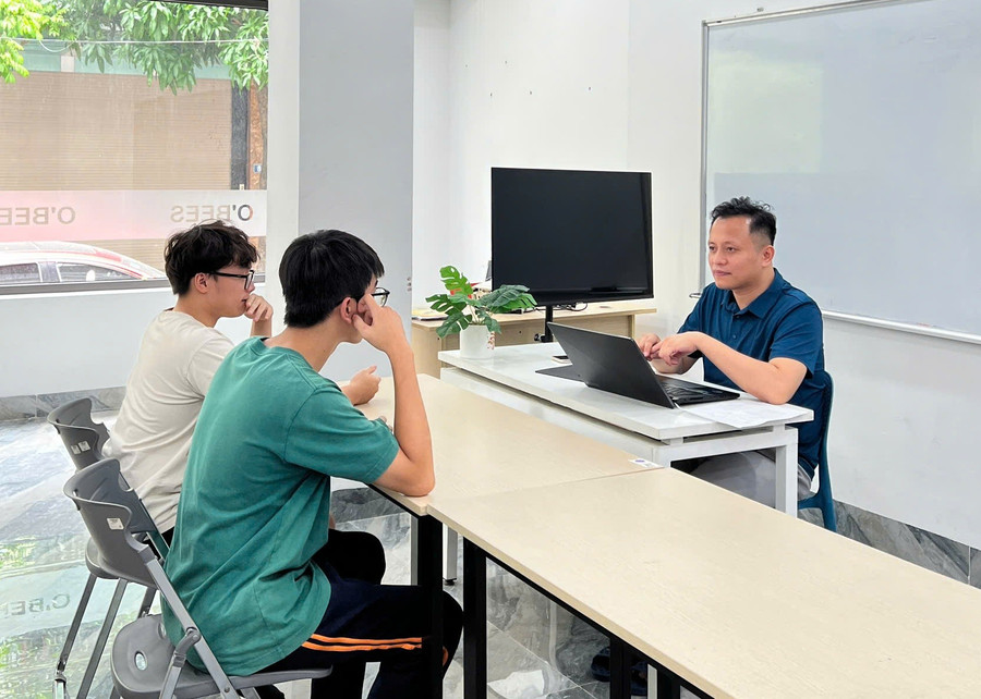 Thạc sĩ Lê Trung Kiên tư vấn tâm lý cho học sinh lớp 12. le-trung-kien-2.jpg