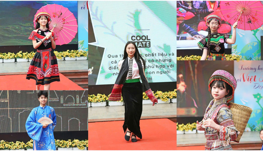 Các chàng trai, cô gái diện trên mình những bộ trang phục truyền thống của đồng bào các dân tộc Việt Nam.