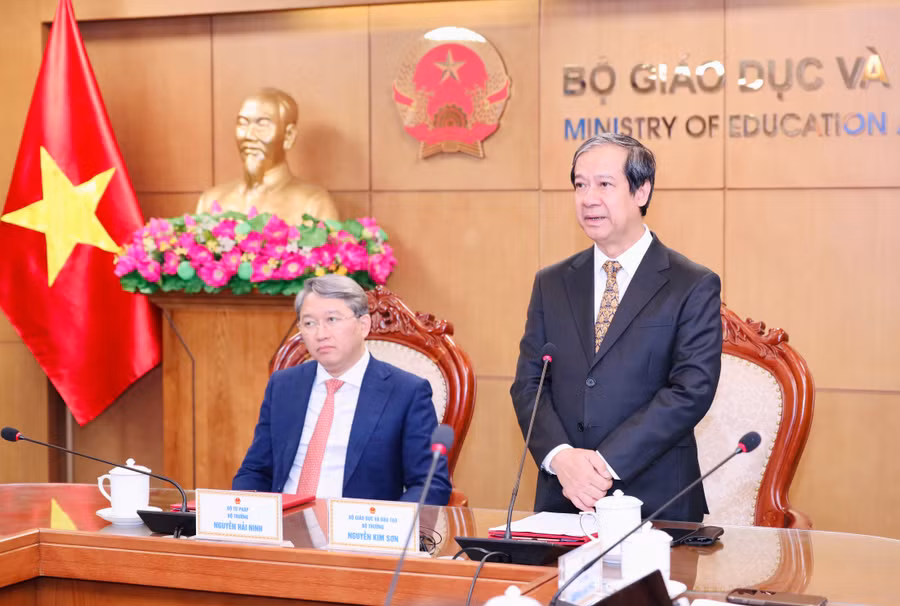 Bộ trưởng Bộ GD&ĐT Nguyễn Kim Sơn đánh giá cao vai trò phối hợp của Bộ Tư pháp về công tác pháp chế trong những năm qua. 