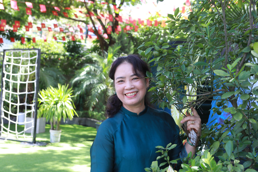 Nhà giáo Phạm Thị Tâm - Hiệu trưởng Trường Tiểu học & THCS Xanh Tuệ Đức. 4h4a4463.jpg