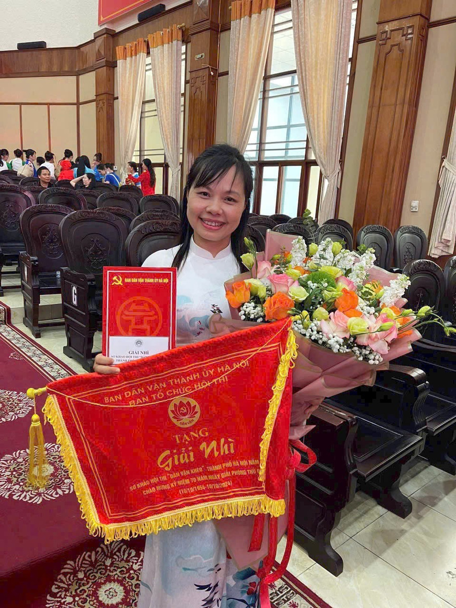 Cô Bùi Vân Anh gắn bó với nghề giáo từ năm 2009. mam-non-2.jpg