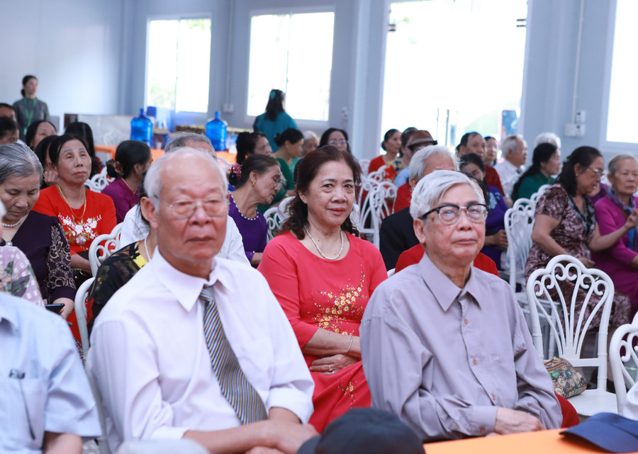 Mỗi sự đóng góp của thầy cô đi B Quảng Trị năm xưa đều vô cùng đáng trân quý. nha-giao-di-b-quang-tri-2.jpg